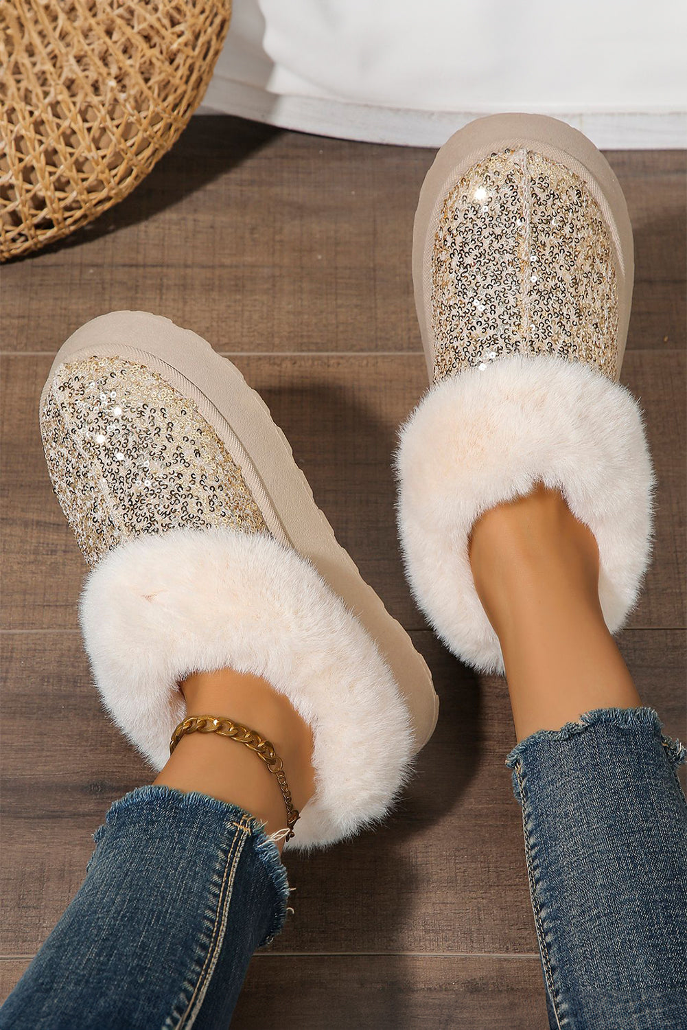 Walk In Gold
