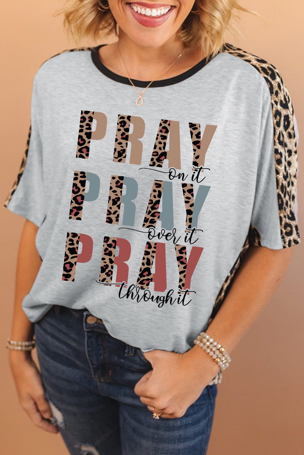 Pray Tee